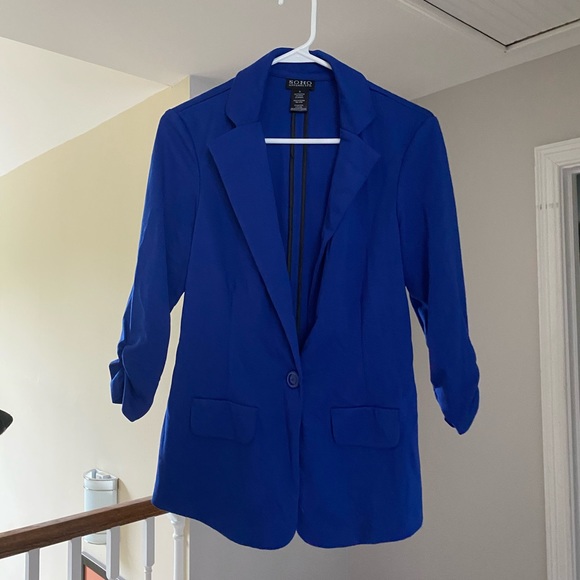 Soho Apparel Jackets & Blazers - Size small barely worn blazer